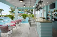 Courtyard Nassau Downtown/Junkanoo Beach - Bars