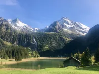 Am Schilf Hotels in Lauenen