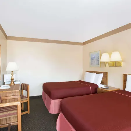 Howard Johnson by Wyndham Brigham City Отели в г. Бокс Элдер Каунти
