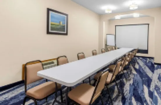Comfort Suites
