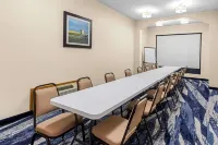 Comfort Suites