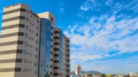 Faro Hotel Atibaia - ที่มีที่จอดรถ