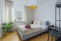 Lumina spacious apartment in Warsaw Hotels in Zoliborz