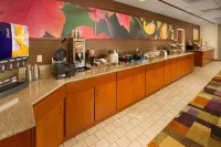 Fairfield Inn & Suites Marshall - petit déjeuner