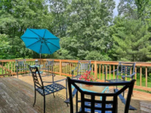 East Cavalry Red House<br>3 bedrooms 3 full baths sleeps up to 12 Hotels in Straban Township