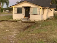 No cleaning fee Fish, festivals, and more. Central to Tavares and Mt Dora