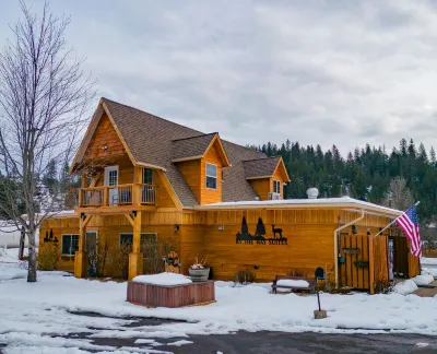 Upscale, Pet friendly, Main Floor, Bidet toliet Unit 1