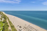 Fontainebleau III Sorrento OceanView Suite Free Valet & Spa Pass No Resort Fees! - 私人泳池