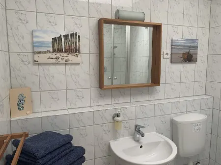 Three-Star Apartment Right on the Water on Werderinsel with Its Own Terrace