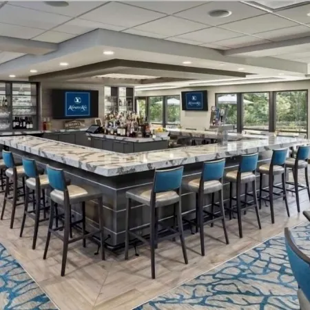 Poolside at Lake Keowee Golf,Hike,Waterfalls,Zip-Lining,Parks,Comfy 2Bed 1Bath