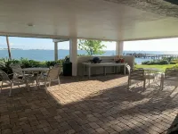 Stunning Views at Mariner Pointe 541