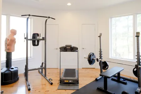 Spacious 6-bedroom house centrally located to Stowe, Smuggler's Notch & Jay Peak