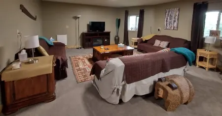 Secluded Mountain Getaway with Million Dollar Views, Pet Friendly