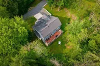 4 BR Home w/ Game Room. 3 Min from WGI & minutes from Wine Trail.