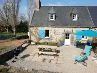 Stone house between Crozon and Camaret near beaches with WIFI