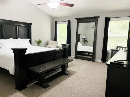 Beechwood Villa - Suburban Modern