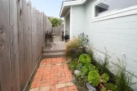 Heart of Mendocino Village, Fabulous Views!