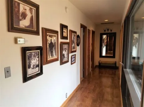 Meadow House 7 / 2 BR / 2 BA Sleeps 6+