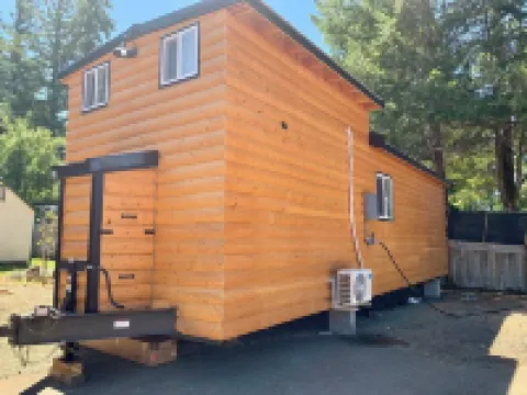 Cabin #4 Lake Nahwatzel Resort - New Tiny Cabin!