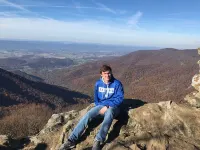 Cozy Chalet bordering Shenandoah Park near Massanutten Resort and Skyline Drive.