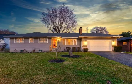 Charming and Spacious 3 Bedroom Home in Lancaster