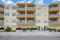 The SandPiper  - Ocean Front Condo