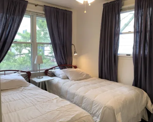 Oceanblock & Downtown Bethany - 2 bed / 1 bathroom with Private Sun Porch Hotels in Bethany Beach