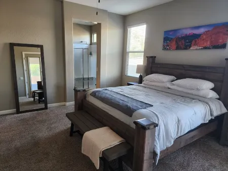 Resort Style Home in Maricopa-Minutes from Golf, Copper Sky Complex and Harrah's Отели в г. Марикопа