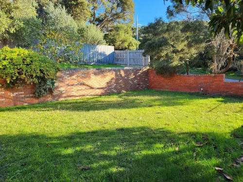 Large Retro Beach House with Style Class and Fun.