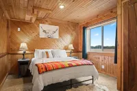 Barnhouse! Mini Golf, Slide, Theater, Arcade/Games, Pool/Hot Tub/Sauna, Home Gym