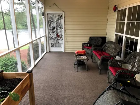 Lake and Golf View Vacation in Pinehurst