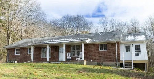 Sunset Cottage:  Spacious Vacation Home with Game Room Hotel a East Mead Township