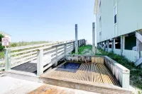 Saltwater Haven - Beach Front, Ocean View