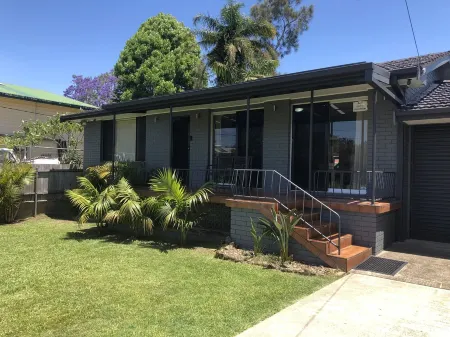 9 at the Marina  - Holiday House