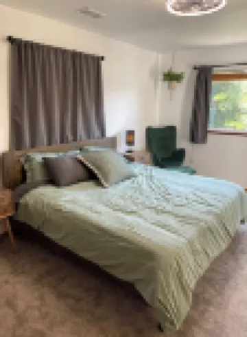 Close to the beach, redwood forest and restaurants yet private. Hotels in McKinleyville