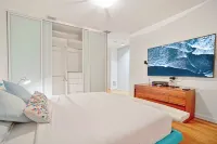 Pool, BBQ, & Centrally Located!