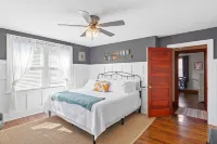 BACKYARD WANDERLAND - Near ARK & Creation Museum - perfect for big families! - Homestays