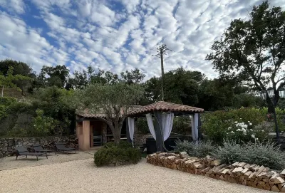 Charming country house in the heart of the vineyards with outdoor Jacuzzi