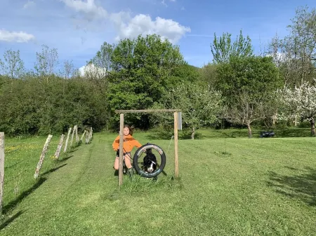 Total Independant Cottage  on the River Lison Very Quiet Until 5 Personnes