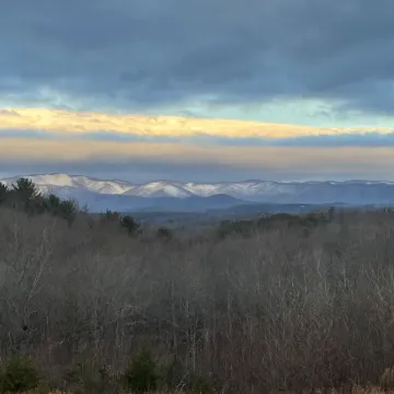 Secluded Romantic Escape near Fairy Stone State Park, Virginia Отели в г. Патрик
