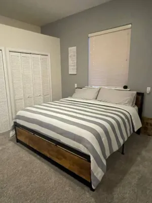 Cozy studio apartment at the base of South Mountain Hotels near South Mountain Park