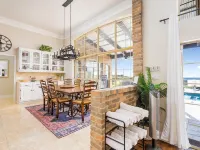Experience Vista Grande: 4600 sq ft. of Luxury - Heatable Pool and City Views Hotele w: Helotes