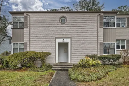 Relaxing Jackson Townhouse