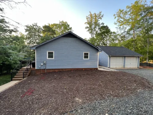 Lake Front House with Dock, Kayaks, and Boat Slip