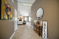 Private Heated Pool • Arcades • Sleeps 10 • Quiet Jacksonville Retreat