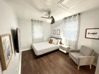 Private/Spacious 1BR Central Near LegoLand 2 Miles
