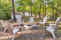 Waterfront Retreat w/ Private Dock, Kayaks, Deep Water, Gameroom, Sleeps 12