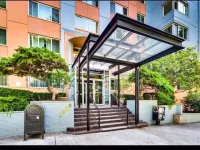 Beautiful Modern Condo Downtown/Convention Center 퍼스트 힐 호텔