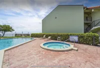 Vacation Paradise with Waterfront
