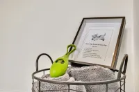 Pet-Friendly 2BR Greer Home, King Beds & Fire Pit